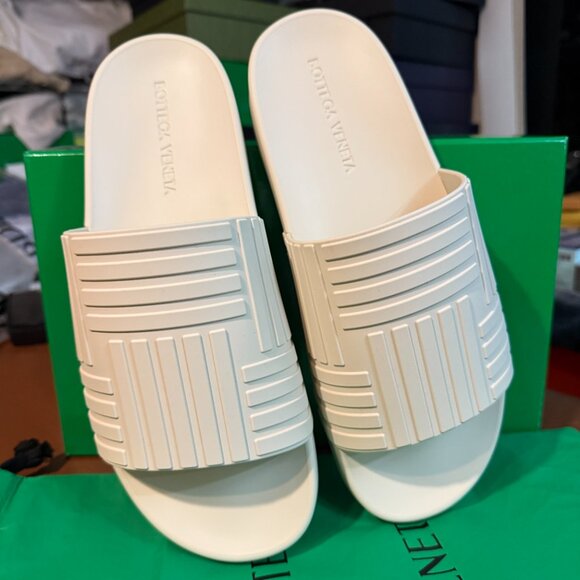 BOTTEGA‎ VENETA 690105 Men\'s Slider Pool Slide Sandals In White Rubber, sz 46 main image 8